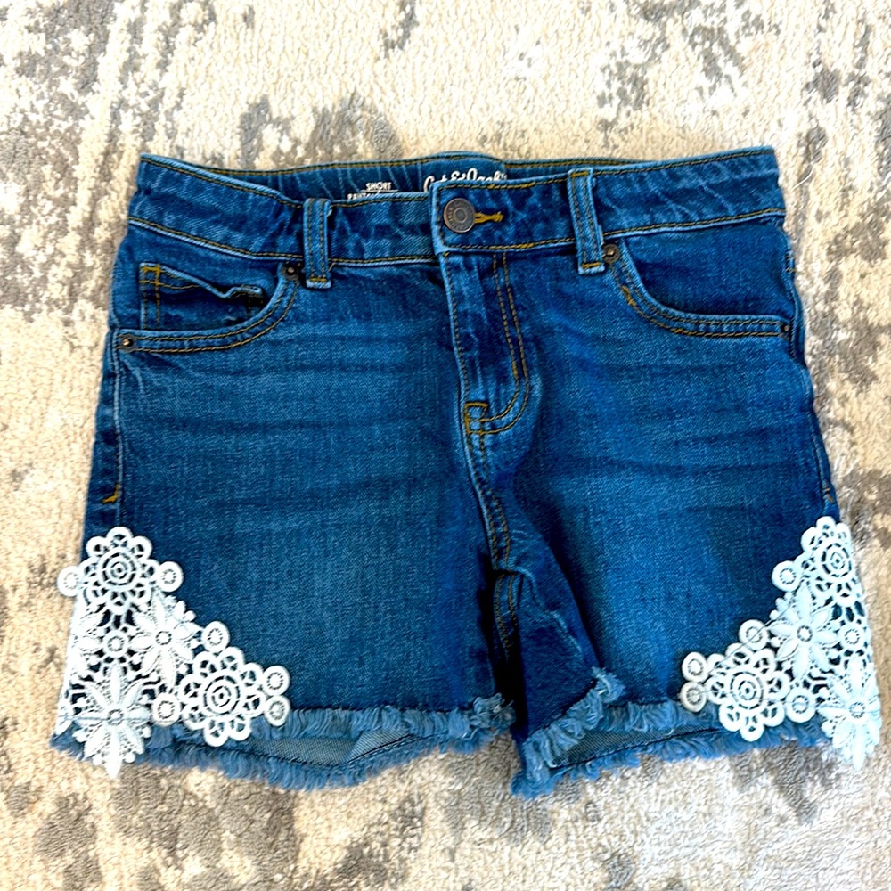 Excellent condition girls jean short with lace detail